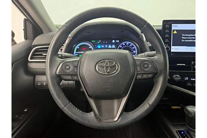$30998 : Toyota Camry Hybrid 2022 XSE image 10