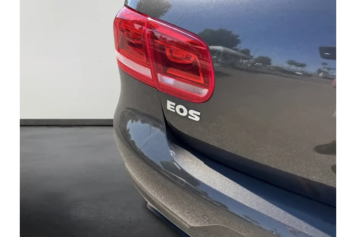 Volkswagen Eos 2012 Lux SULE image 6