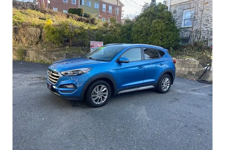 $12995 : 2017 Tucson SE Plus image 3