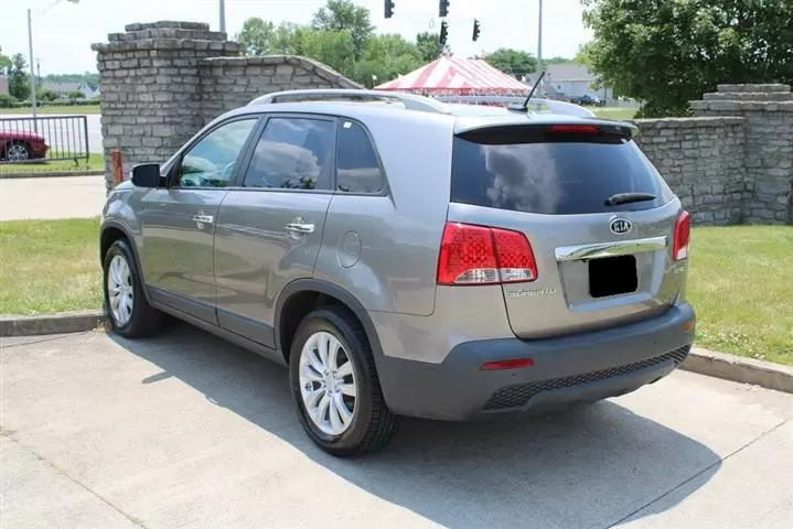 $4500 : 2011 Kia Sorento EX SUV image 3