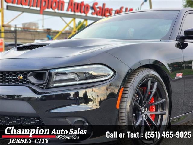 Used 2021 Charger Scat Pack W image 4