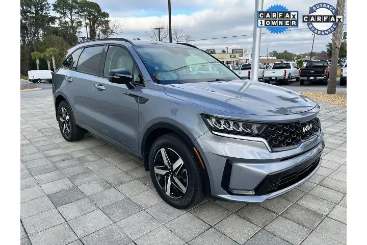 $27795 : Kia Sorento 2023 S 4dr SUV image 8