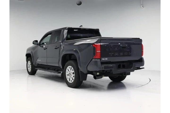 $38998 : Toyota Tacoma 2024 4x4 SR5 4 image 2