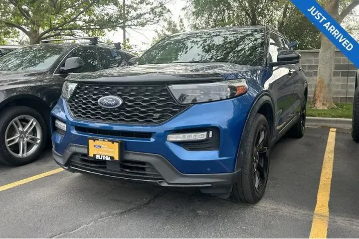 $32995 : Ford Explorer 2021 AWD ST 4d image 1
