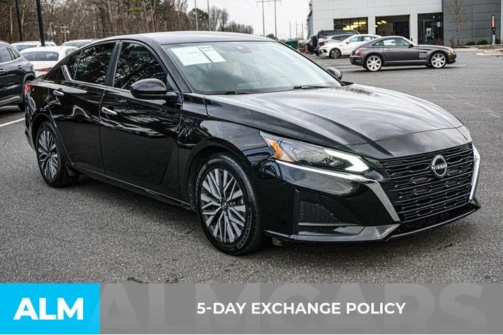 $17920 : Nissan Altima 2023 2.5 SV 4d image 3
