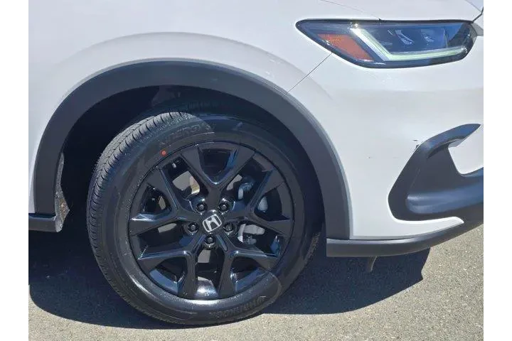 $27998 : Honda HR-V 2025 Sport 4dr Cr image 9