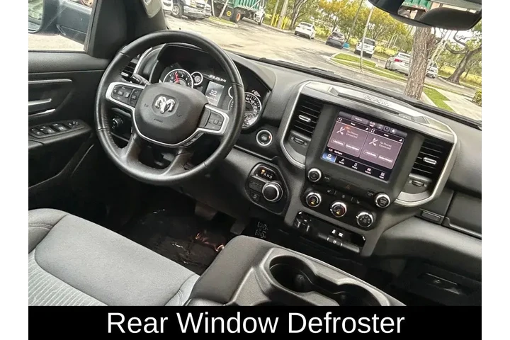 $32000 : Ram 1500 2023 4x2 Big Horn 4 image 9