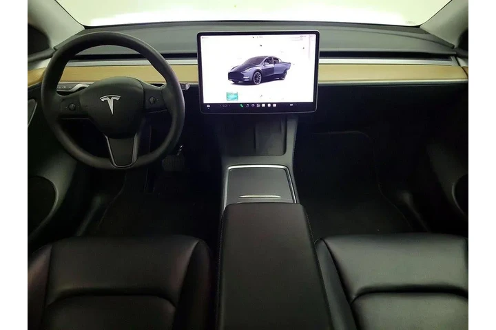$35998 : Tesla Model Y 2024 AWD Long image 9