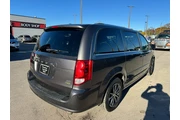 $5980 : 2017 Grand Caravan SXT Wagon thumbnail