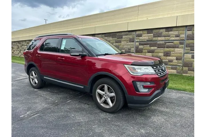 $16220 : Ford Explorer 2017 AWD XLT 4 image 1