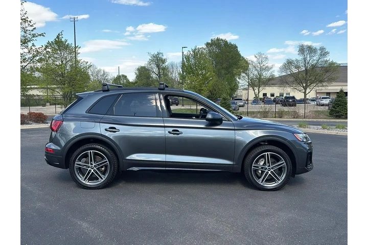 $33295 : 2023 Q5 S line Premium Plus image 8
