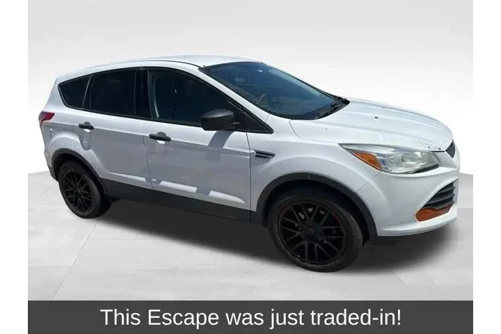 $13595 : Ford Escape 2016 S 4dr SUV image 1