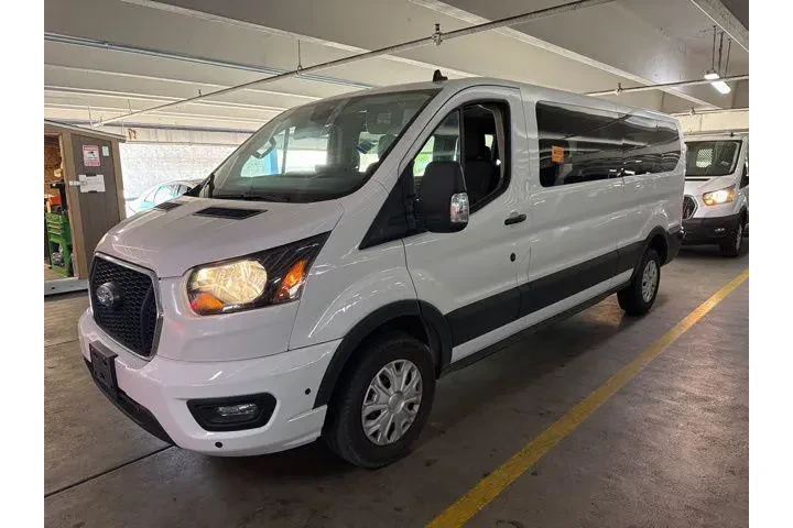 $38995 : Ford Transit 2024 350 XL 3dr image 1