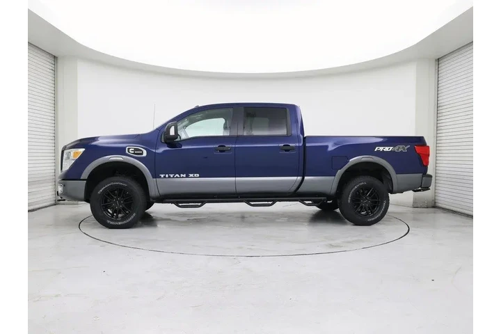 $25998 : Nissan Titan XD 2017 4x4 PRO image 3