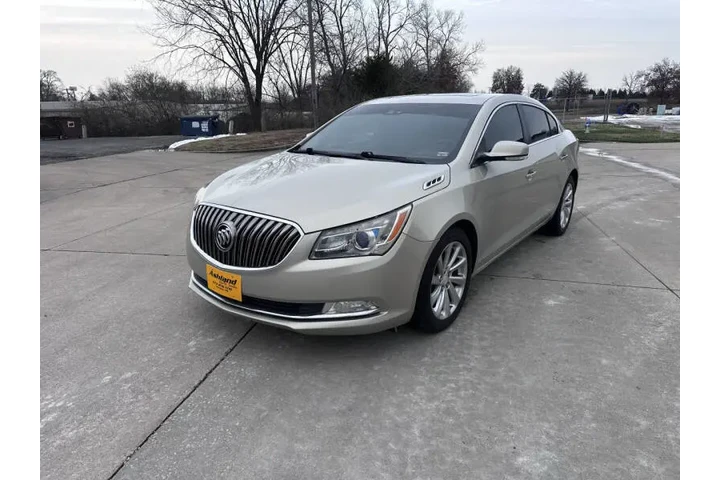 $11900 : 2015 LaCrosse Leather image 3