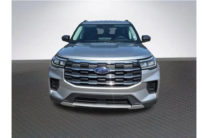 $35888 : Ford Explorer 2025 Active 4d image 4