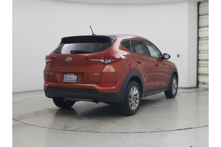 $12998 : Hyundai TUCSON 2016 AWD SE 4 image 8