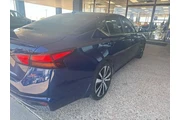 Nissan Altima 2019 2.5 SR 4d thumbnail