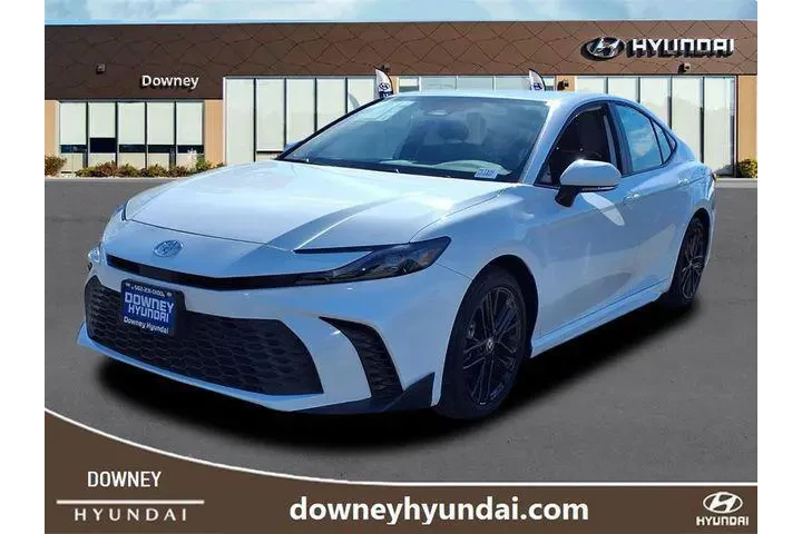 $29980 : Toyota Camry 2025 SE 4dr Sed image 1