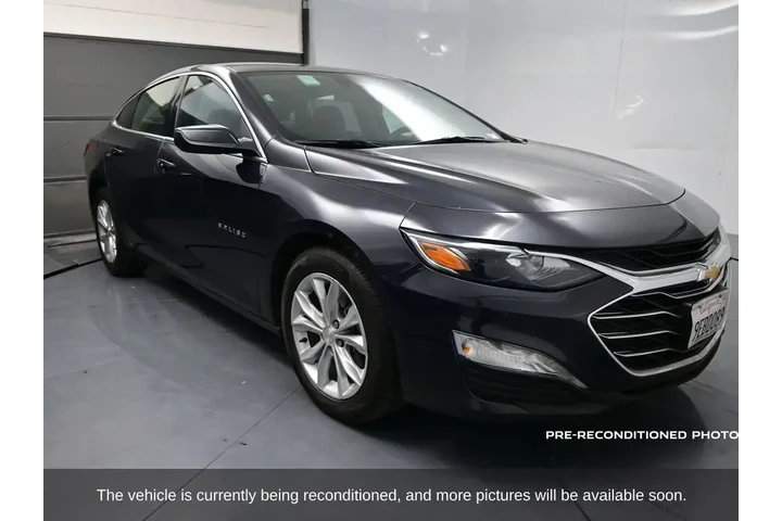 $14609 : Chevrolet Malibu 2023 LT 4dr image 2