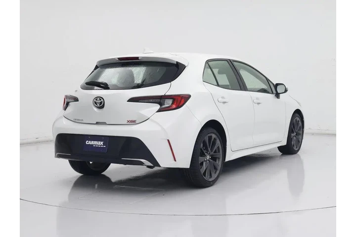 $24998 : Toyota Corolla Hatchback 202 image 8