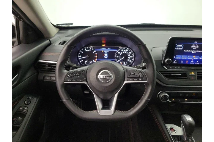 $20998 : Nissan Altima 2022 2.5 SR 4d image 10