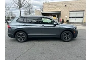 $21978 : Volkswagen Tiguan 2024 Wolfs thumbnail