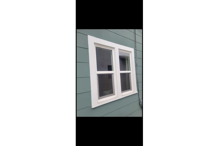 Glass windows & doors screens image 4