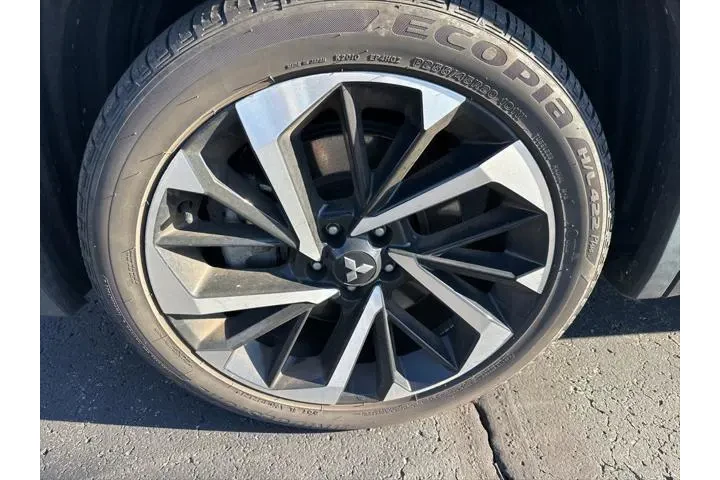 $24994 : Mitsubishi Outlander 2022 AW image 9