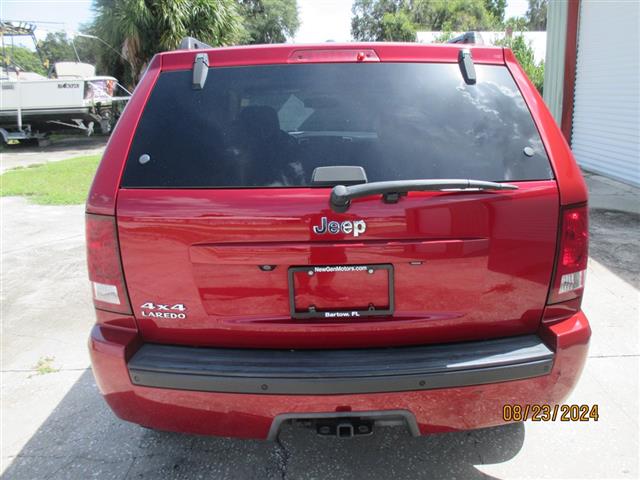 $8495 : 2010 Grand Cherokee image 8