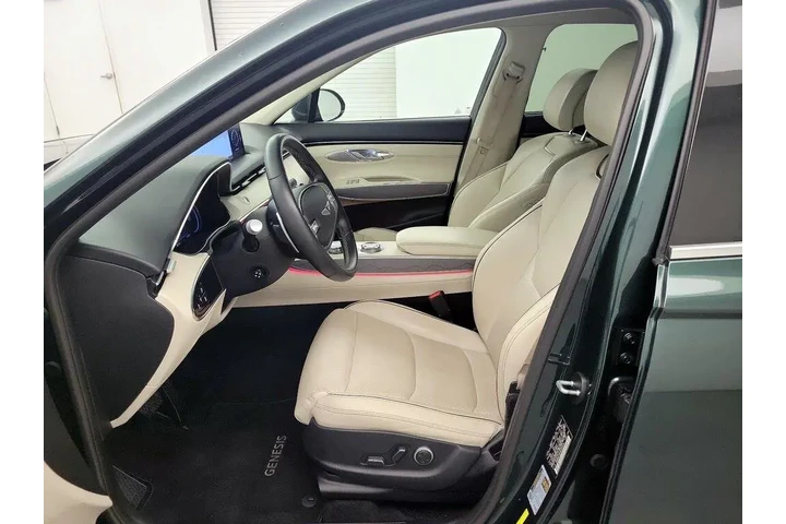 $33998 : Genesis GV70 2022 AWD 2.5T S image 10