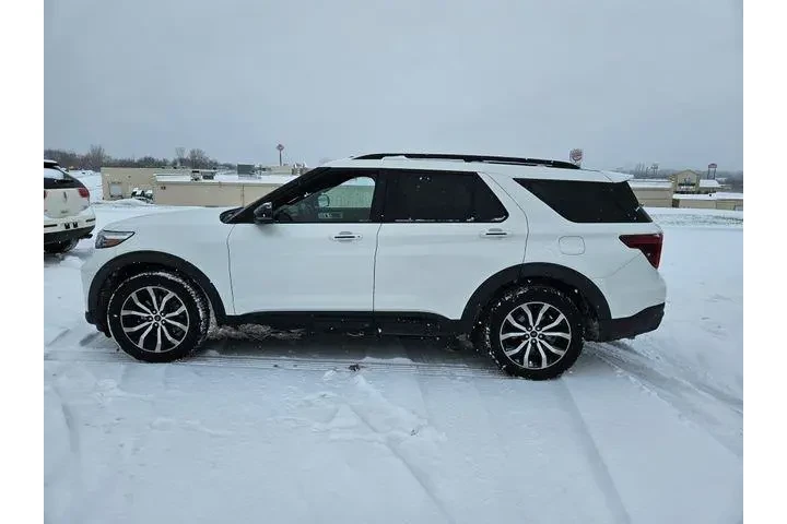 $26500 : Ford Explorer 2021 AWD ST 4d image 8