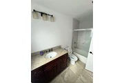 $1100 : Habitación privada disponible thumbnail