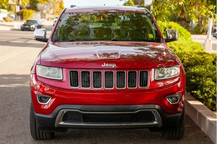 2014 Grand Cherokee Limited 4 image 3