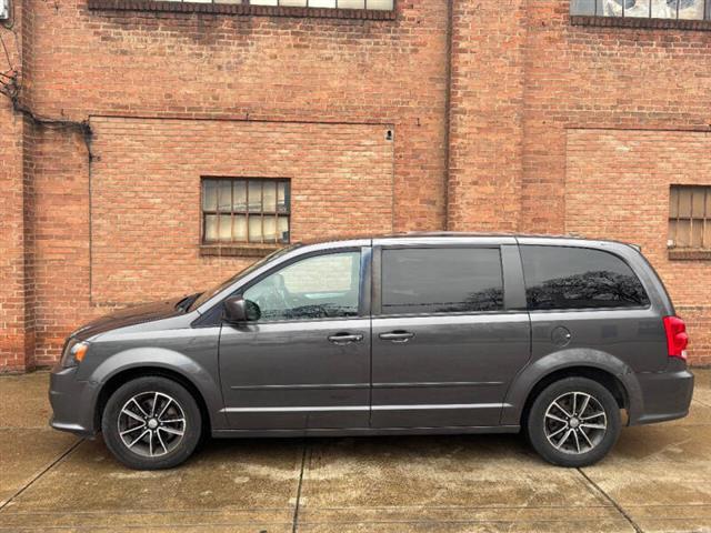 $7999 : 2017 Grand Caravan GT image 3