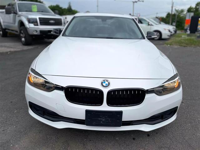 $16900 : 2017 BMW 3 SERIES2017 BMW 3 S image 4