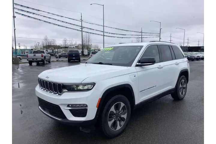 $27999 : 2023 Grand Cherokee 4xe image 1
