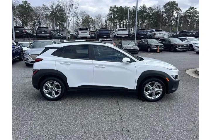 $21596 : Hyundai KONA 2023 SEL 4dr Cr image 8