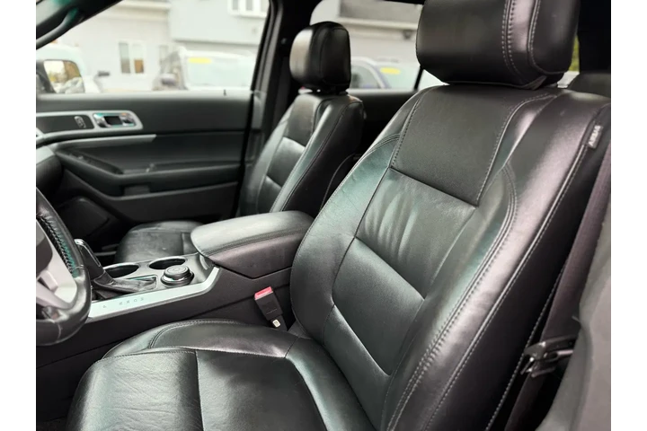 $11999 : 2013 Explorer XLT image 10