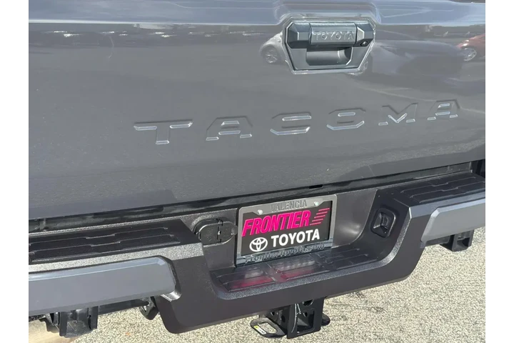 $34520 : Toyota Tacoma 2025 4x2 SR5 4 image 6