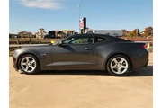 $16250 : Chevrolet Camaro 2017 LT 2dr thumbnail
