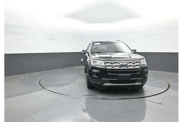 $16514 : Ford Explorer 2018 AWD XLT 4 image 2