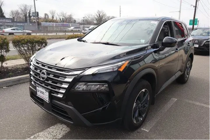 $23133 : Nissan Rogue 2025 AWD SV 4dr image 9