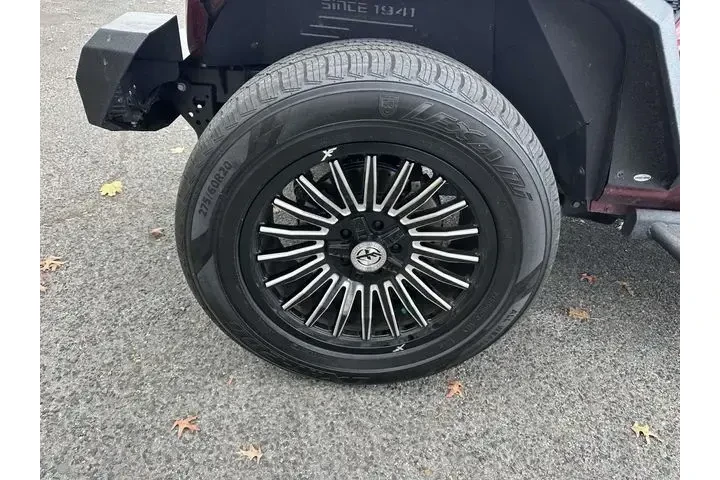 $29990 : Jeep Wrangler Unlimited 2022 image 7