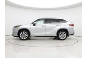 $30998 : Toyota Highlander 2020 AWD L thumbnail