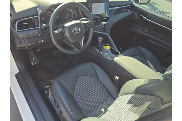 $28995 : Toyota Camry 2022 SE 4dr Sed image 7