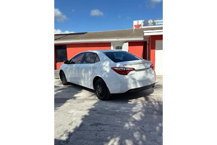 $11000 : Toyota Corolla L image 5
