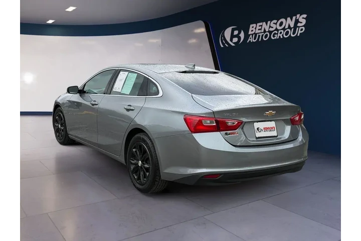 $19994 : Chevrolet Malibu 2023 LT 4dr image 3