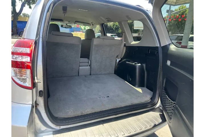 2009 RAV4 image 7