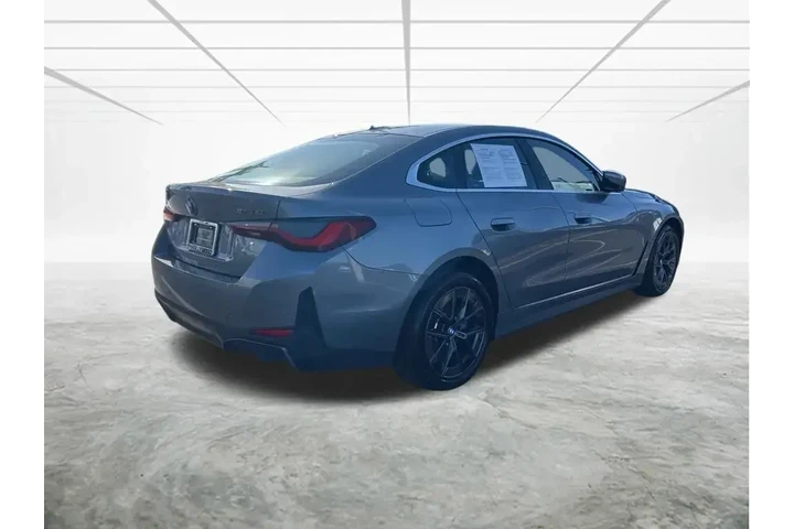 $39978 : BMW i4 2025 eDrive40 Gran Co image 4